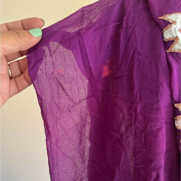 Women Lehenga - Picture 9 of 9